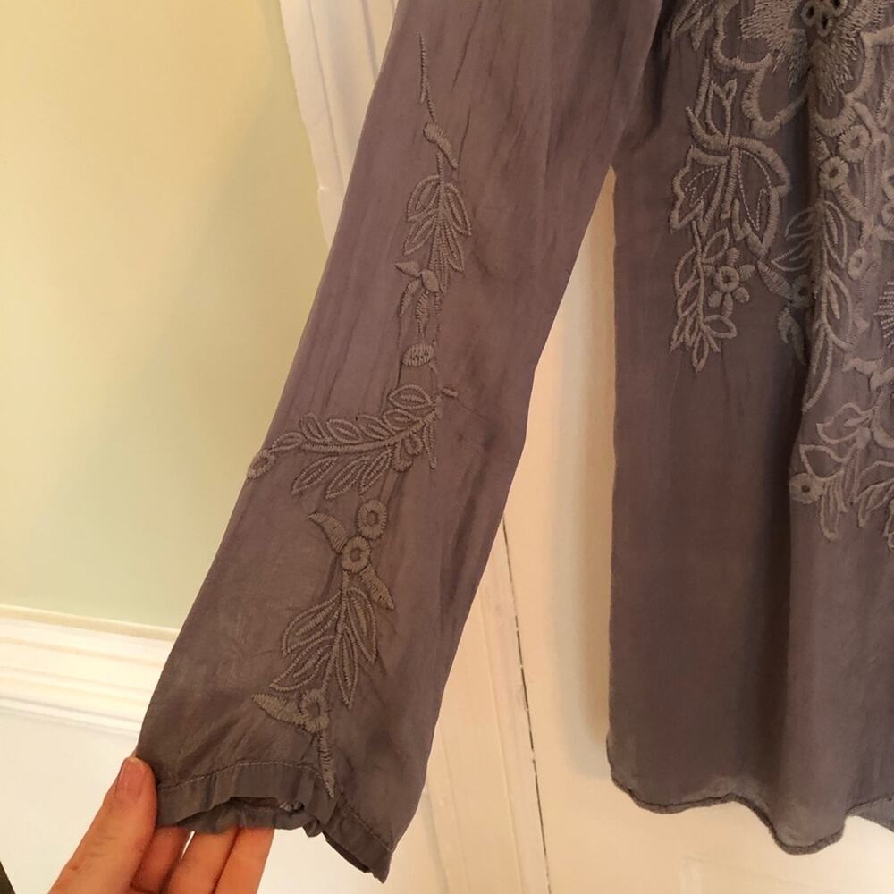 Johnny Was Embroidered Tunic Rayon Blouse - Picture 6 of 6